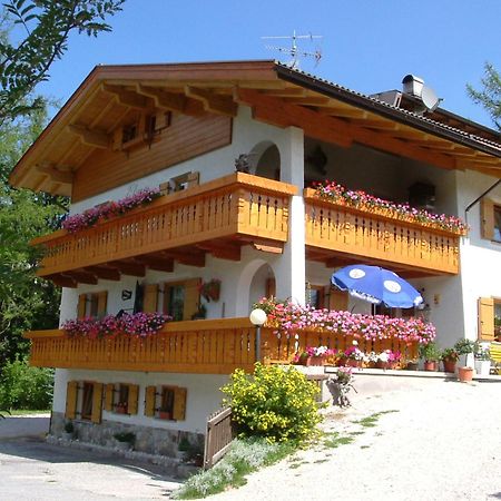 Bed and Breakfast Elmes Stern Exterior foto