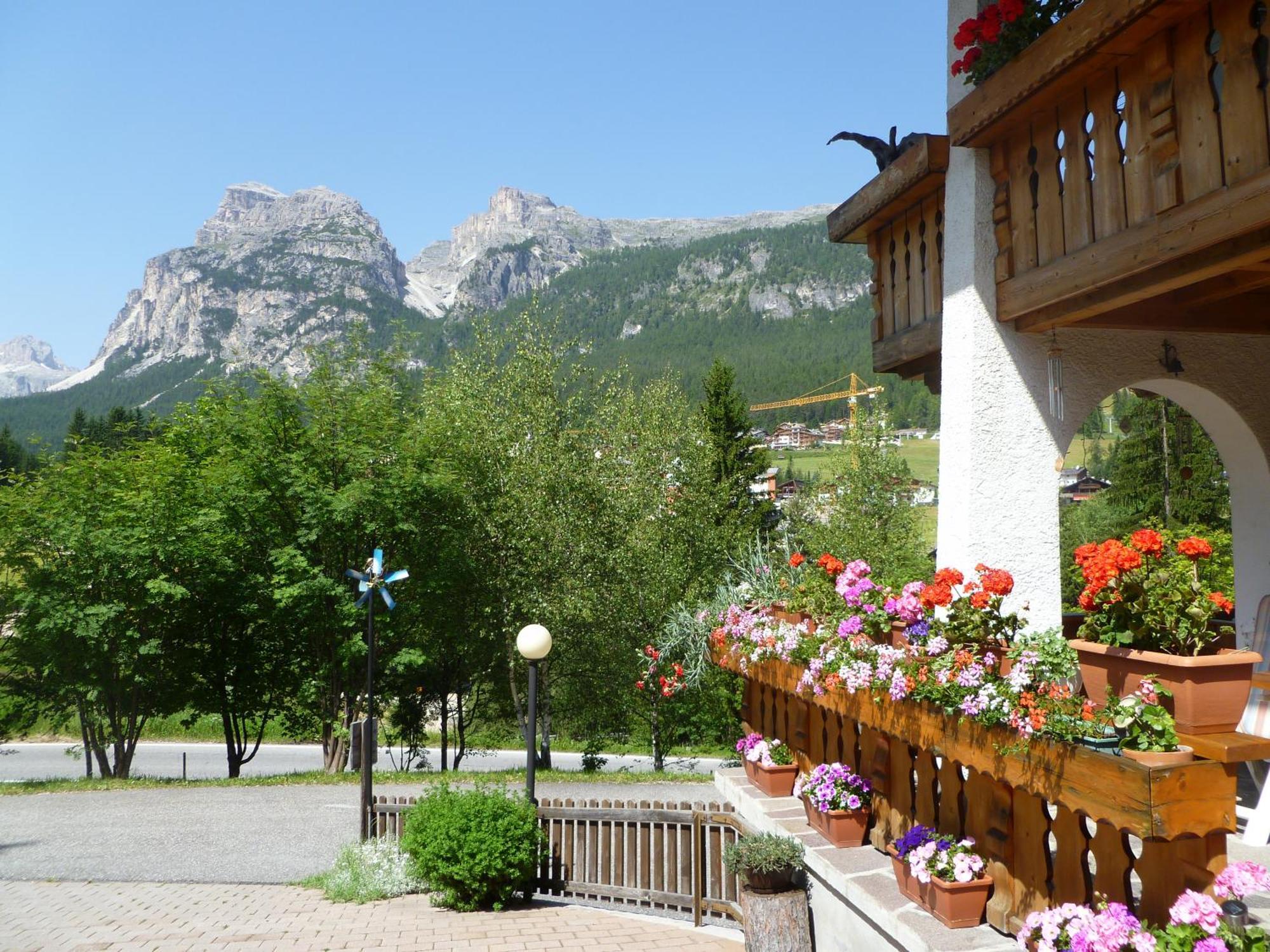 Bed and Breakfast Elmes Stern Exterior foto